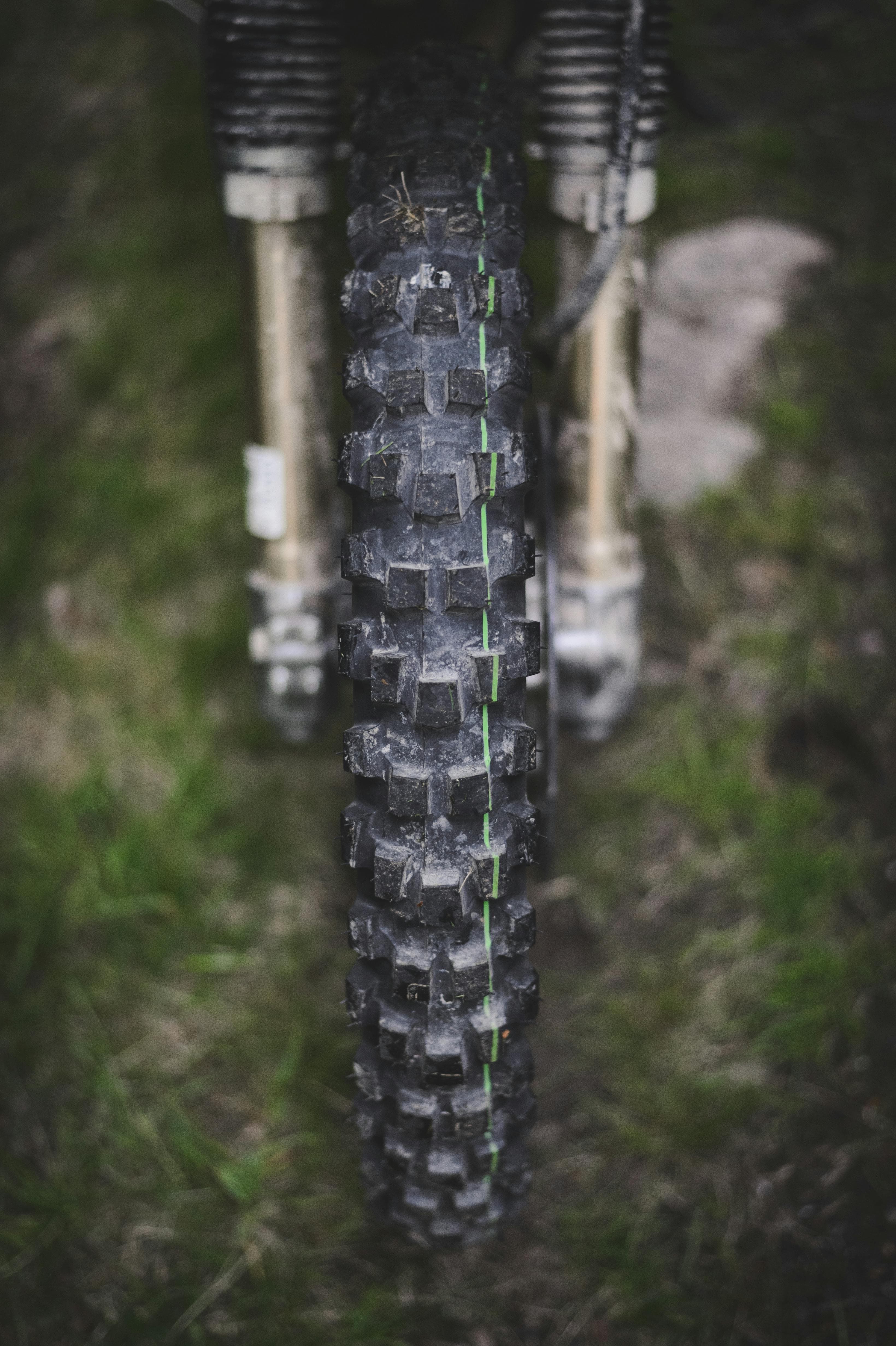 Pneus moto